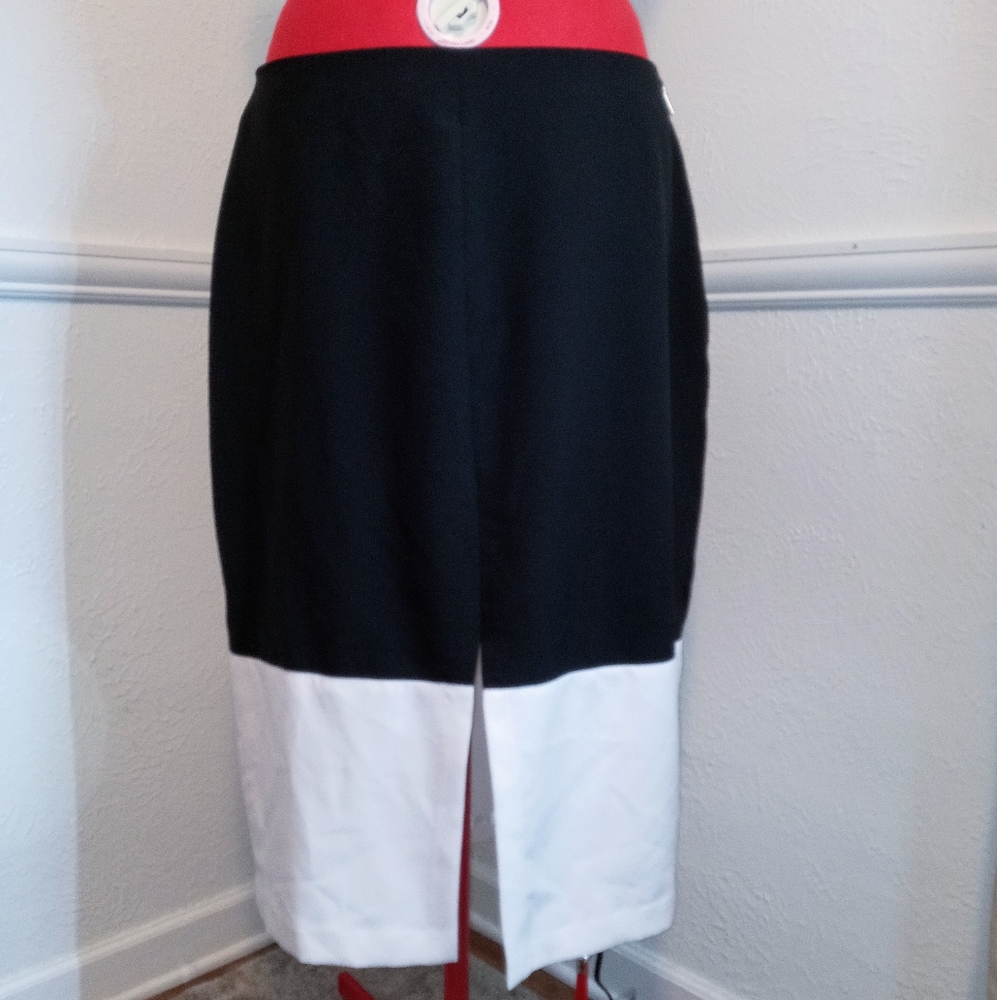 Worthington Skirt Black & White sz 18